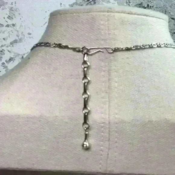 AB Glass and Pearl Vintage Necklace - Picture 3 of 3